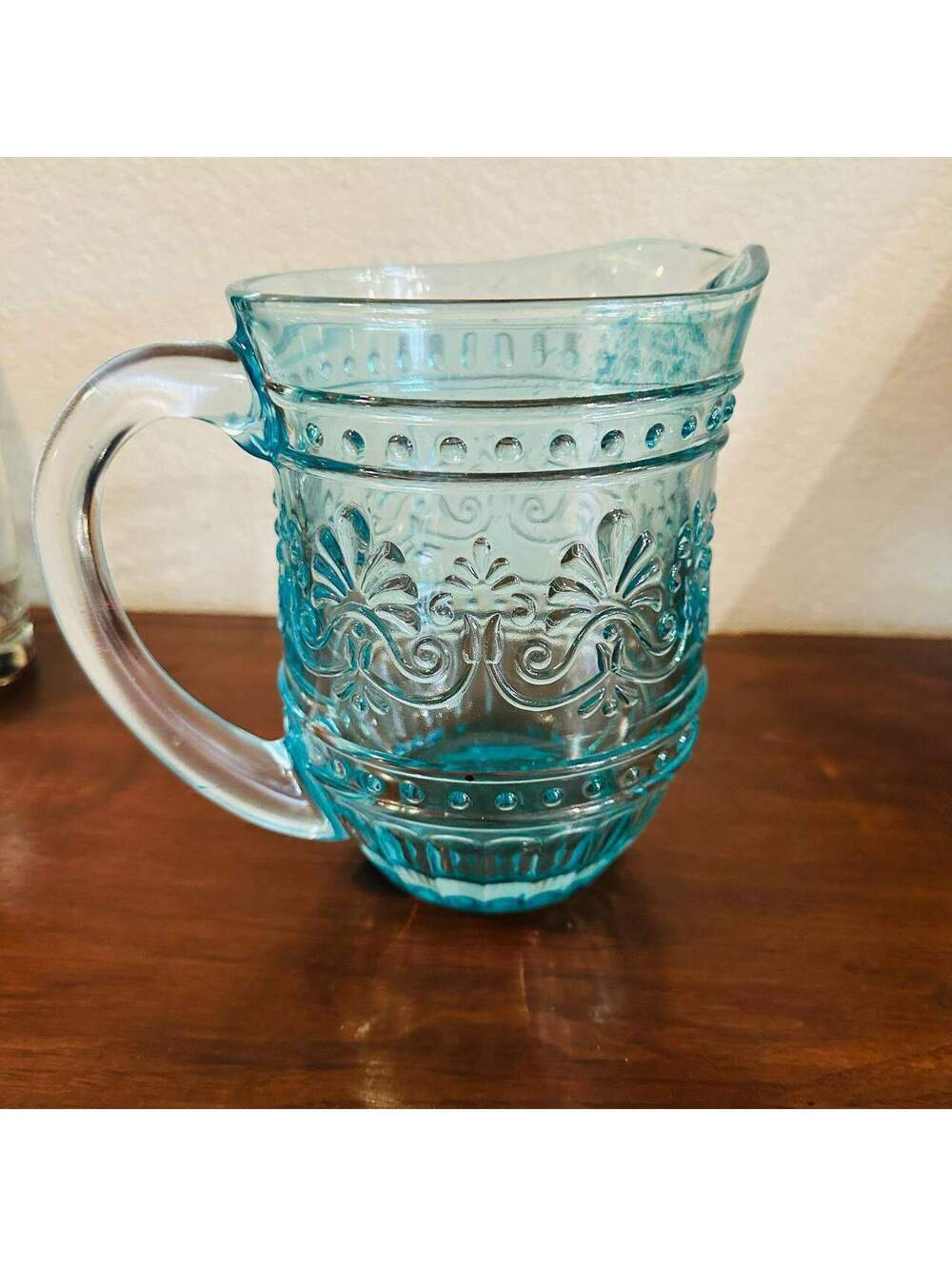 Pioneer Woman Adeline Turquoise Teal Embossed Glass Pitcher 54 Oz 1.59L